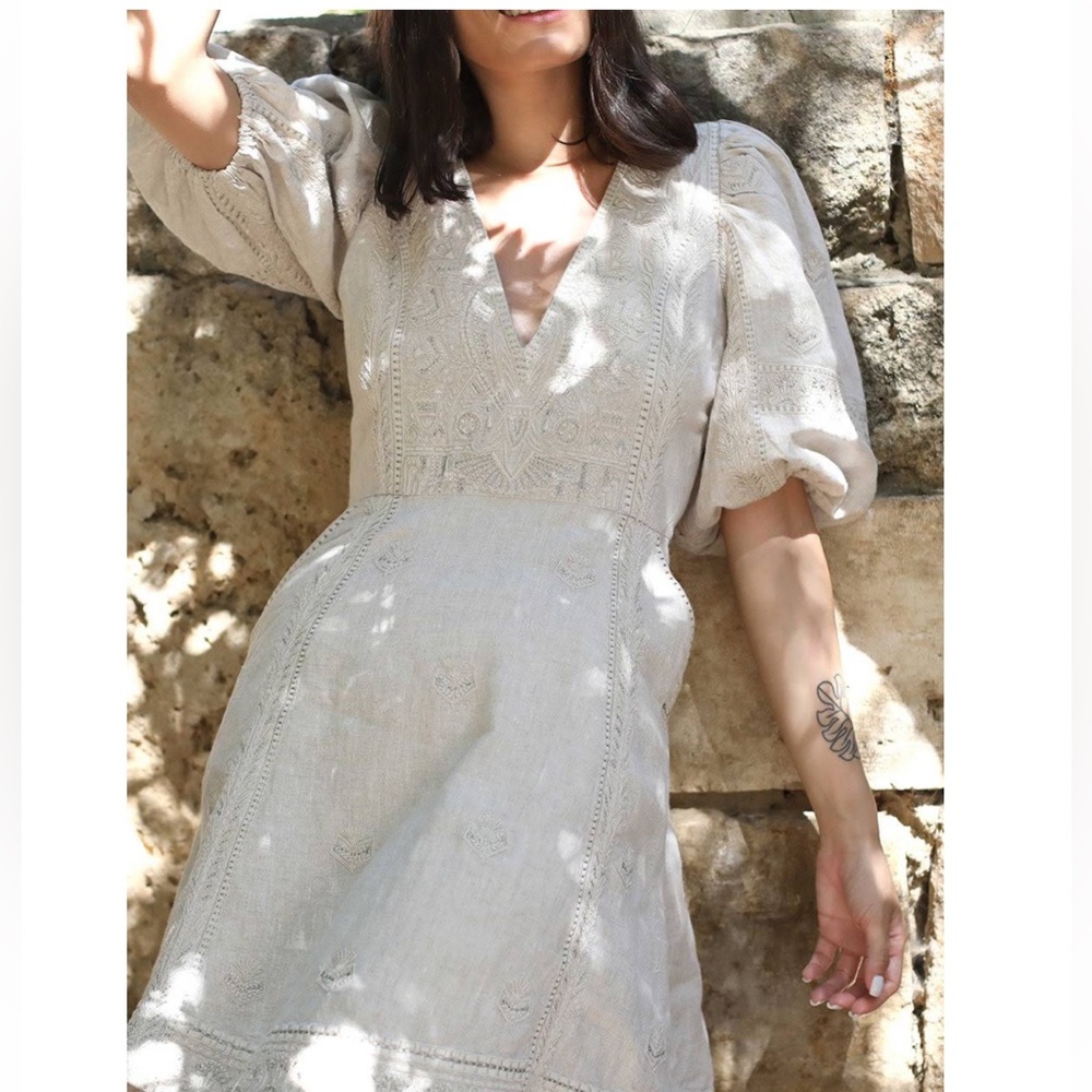 Cream Puff Sleeve V-Neck Buttoned Sundress